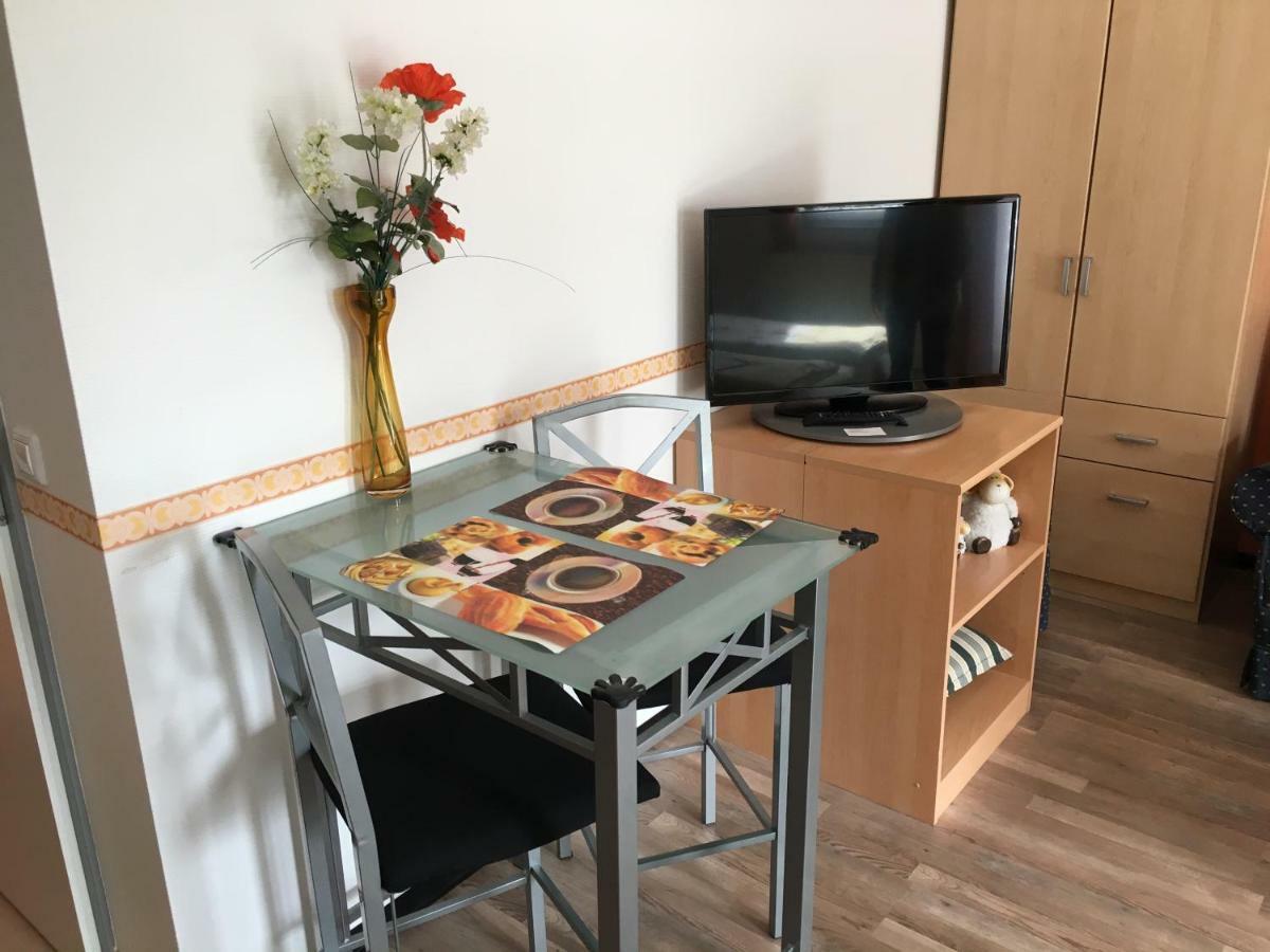 Gästezimmer Siminciuc Hotell Aachen Exteriör bild