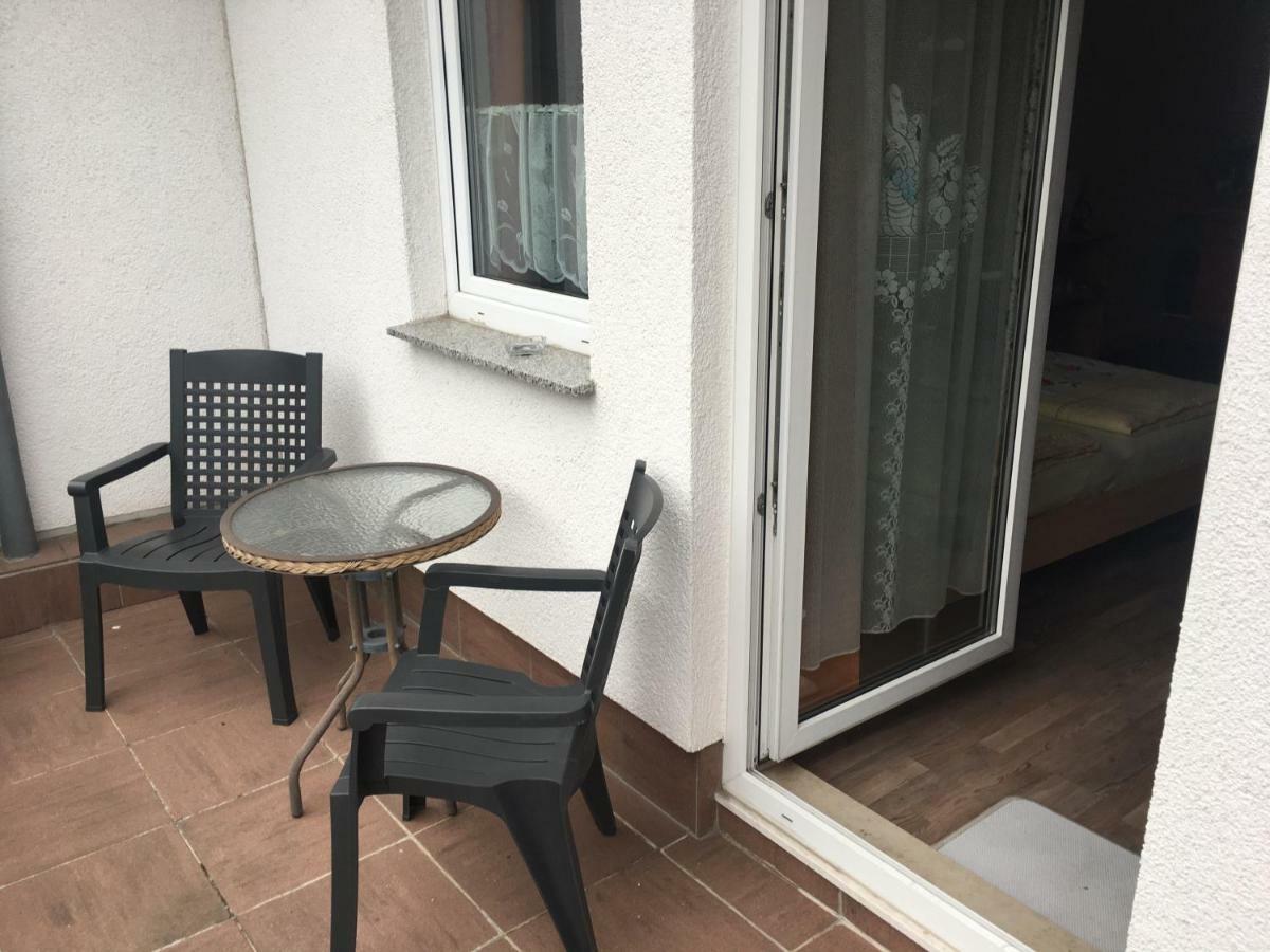 Gästezimmer Siminciuc Hotell Aachen Exteriör bild