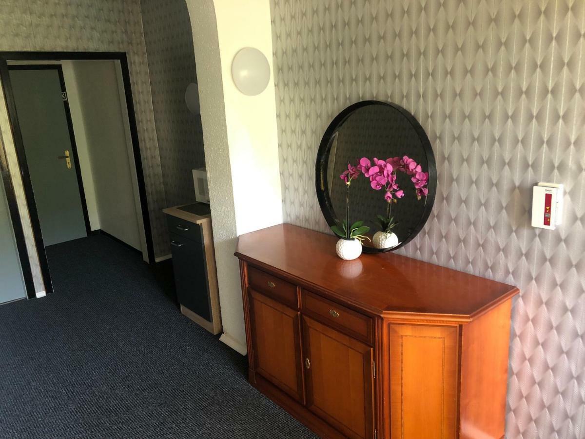 Gästezimmer Siminciuc Hotell Aachen Exteriör bild