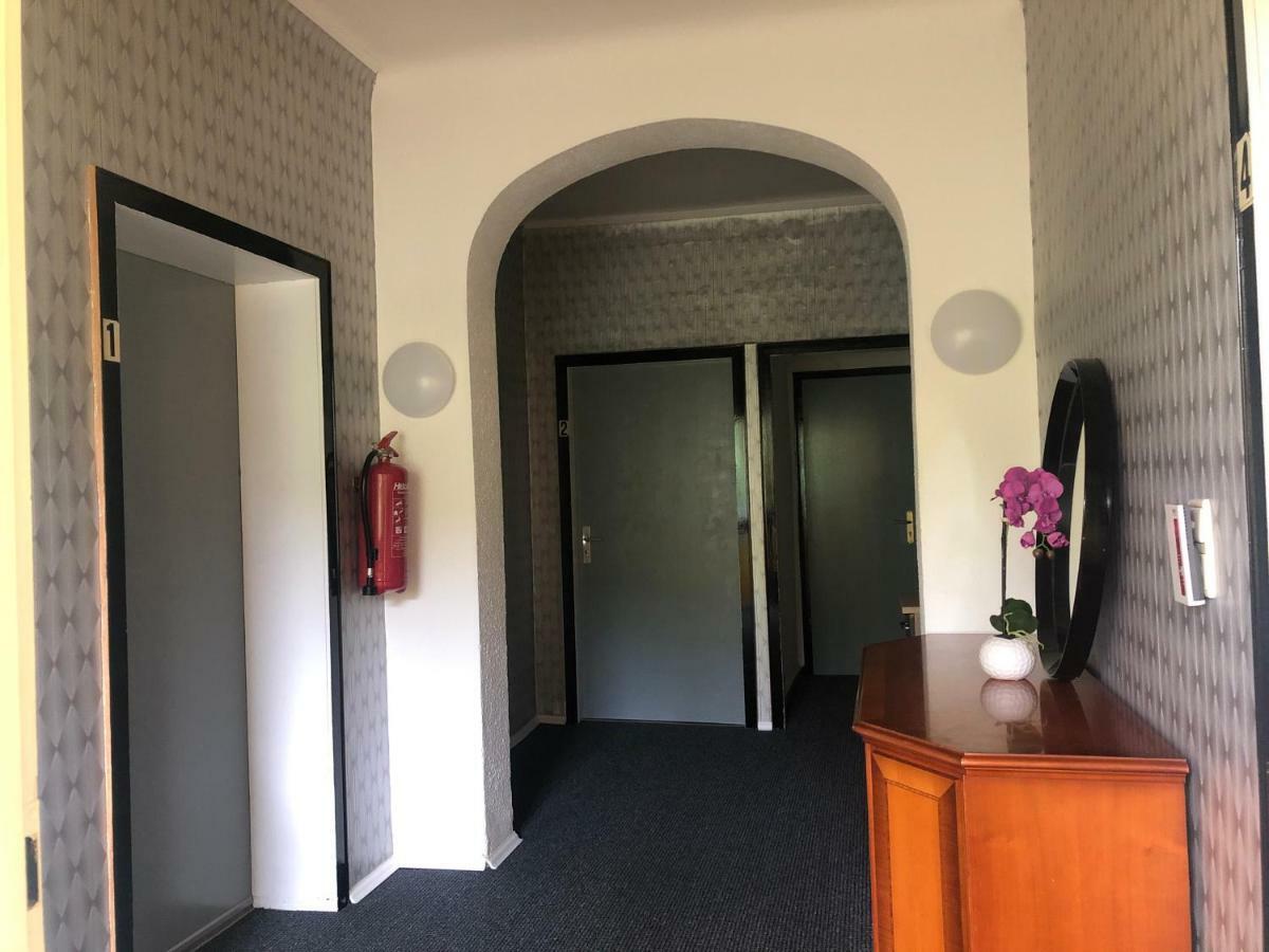 Gästezimmer Siminciuc Hotell Aachen Exteriör bild