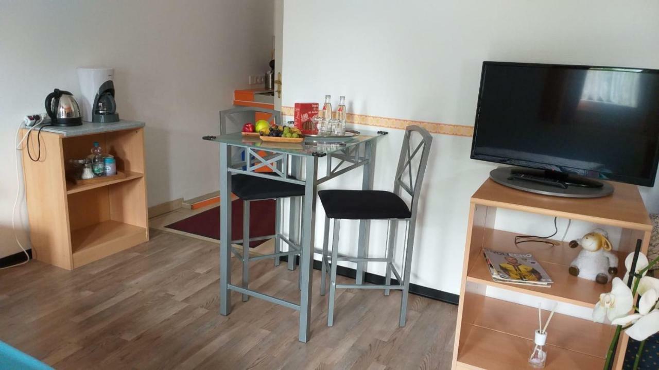 Gästezimmer Siminciuc Hotell Aachen Exteriör bild