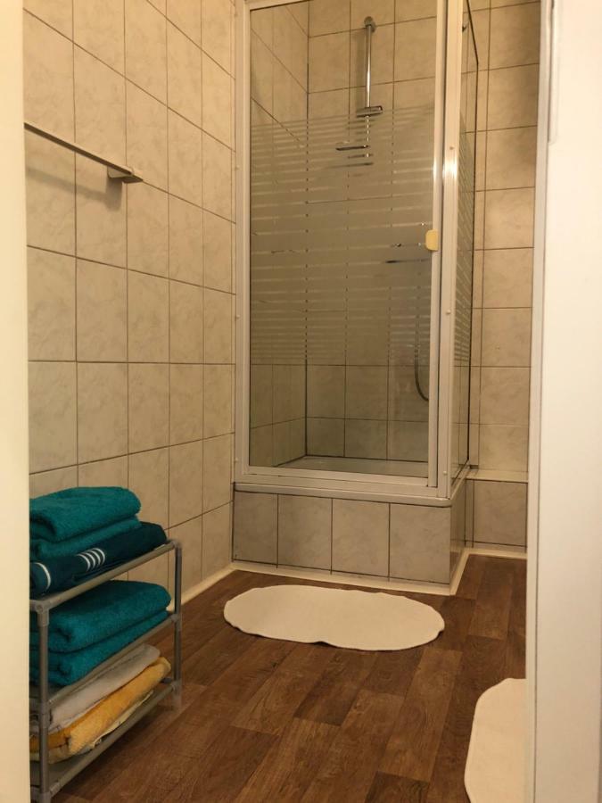 Gästezimmer Siminciuc Hotell Aachen Exteriör bild