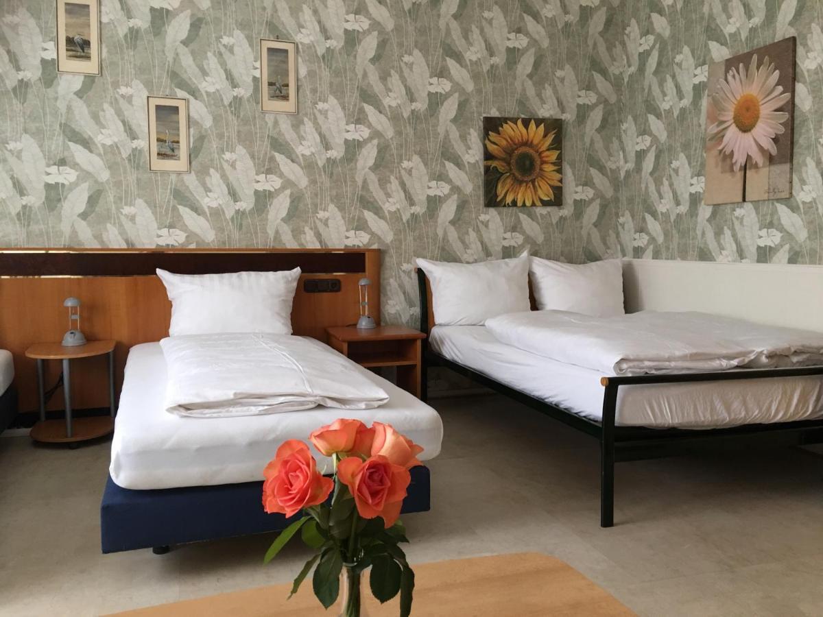 Gästezimmer Siminciuc Hotell Aachen Exteriör bild