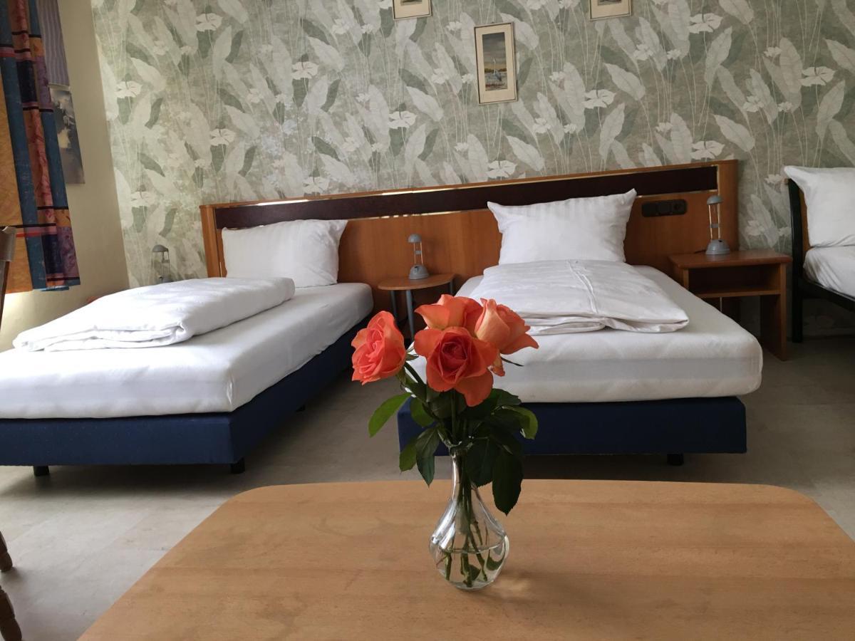 Gästezimmer Siminciuc Hotell Aachen Exteriör bild