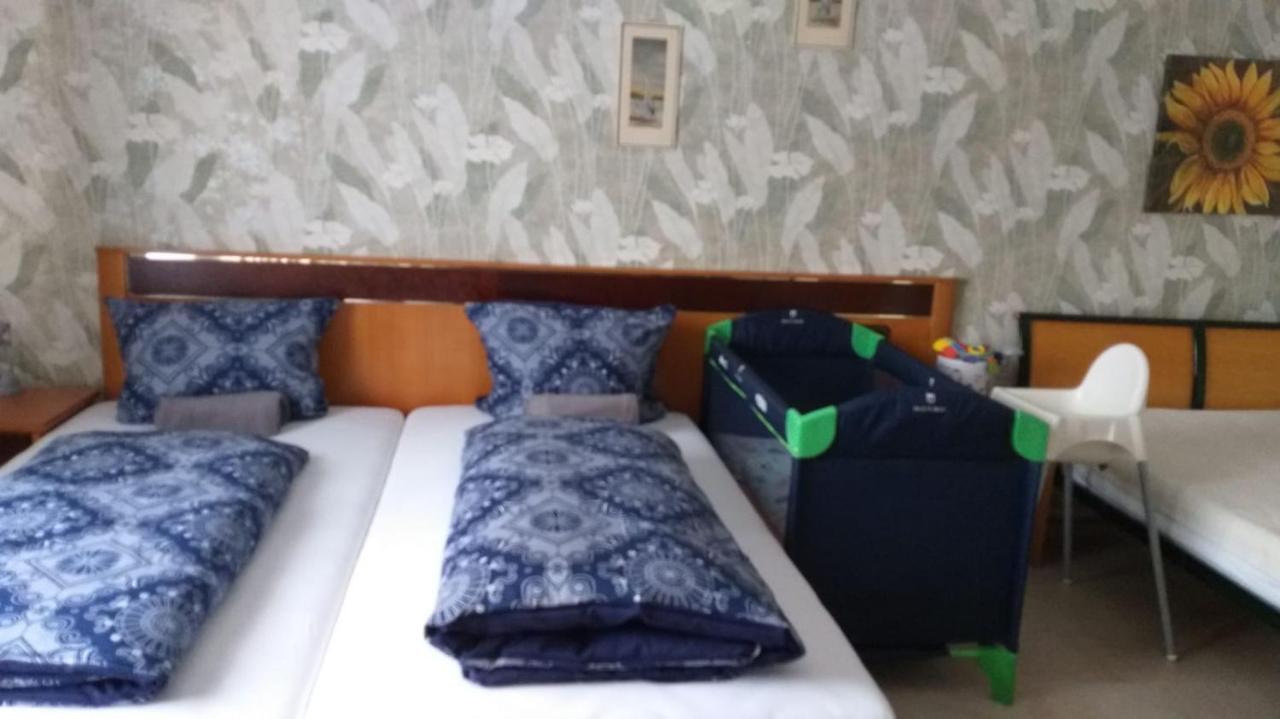 Gästezimmer Siminciuc Hotell Aachen Exteriör bild